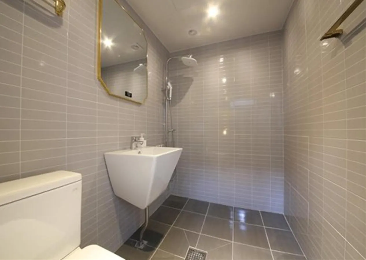 Busan Seomyeon Business Hotel J7