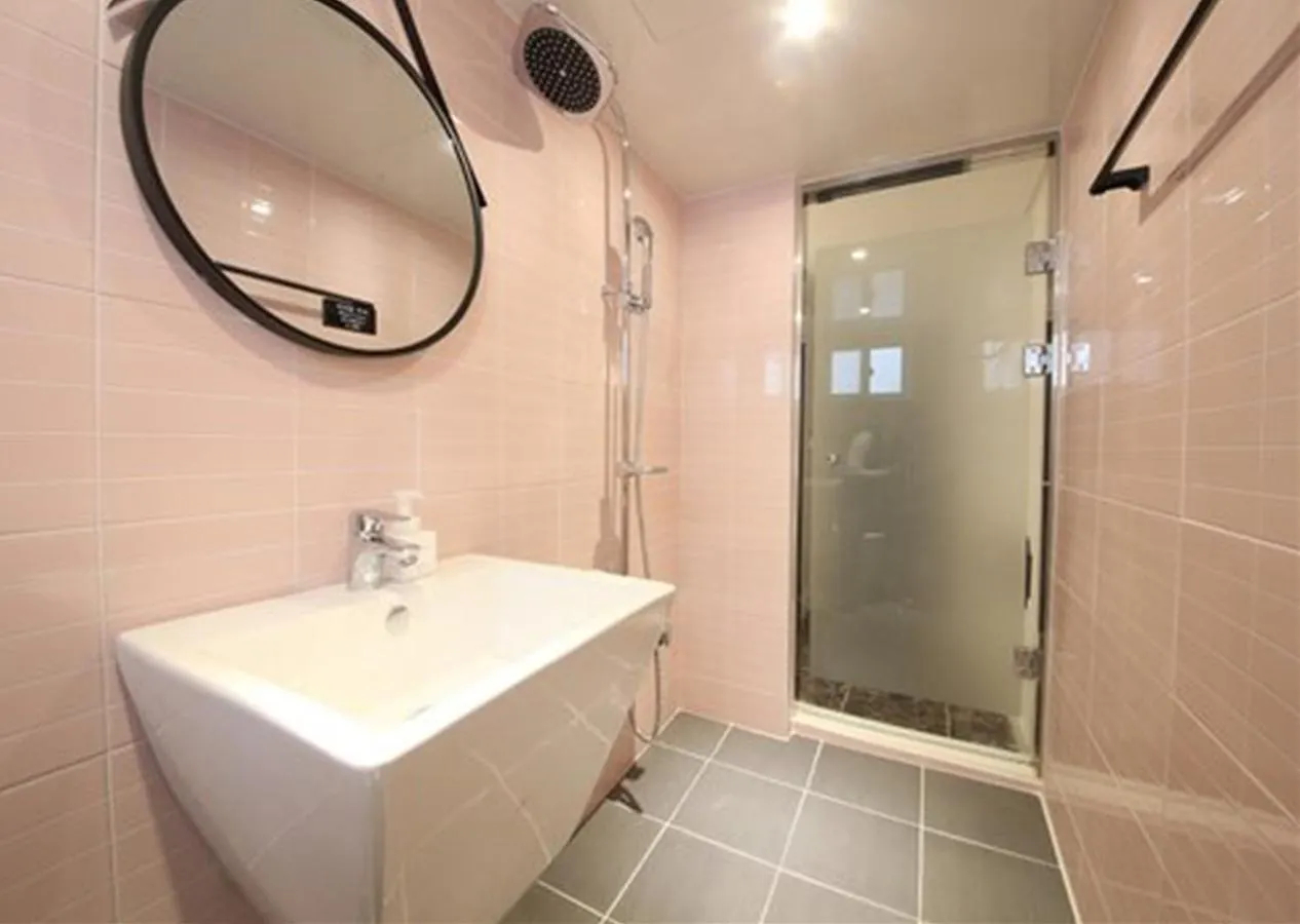 Busan Seomyeon Business Hotel J7