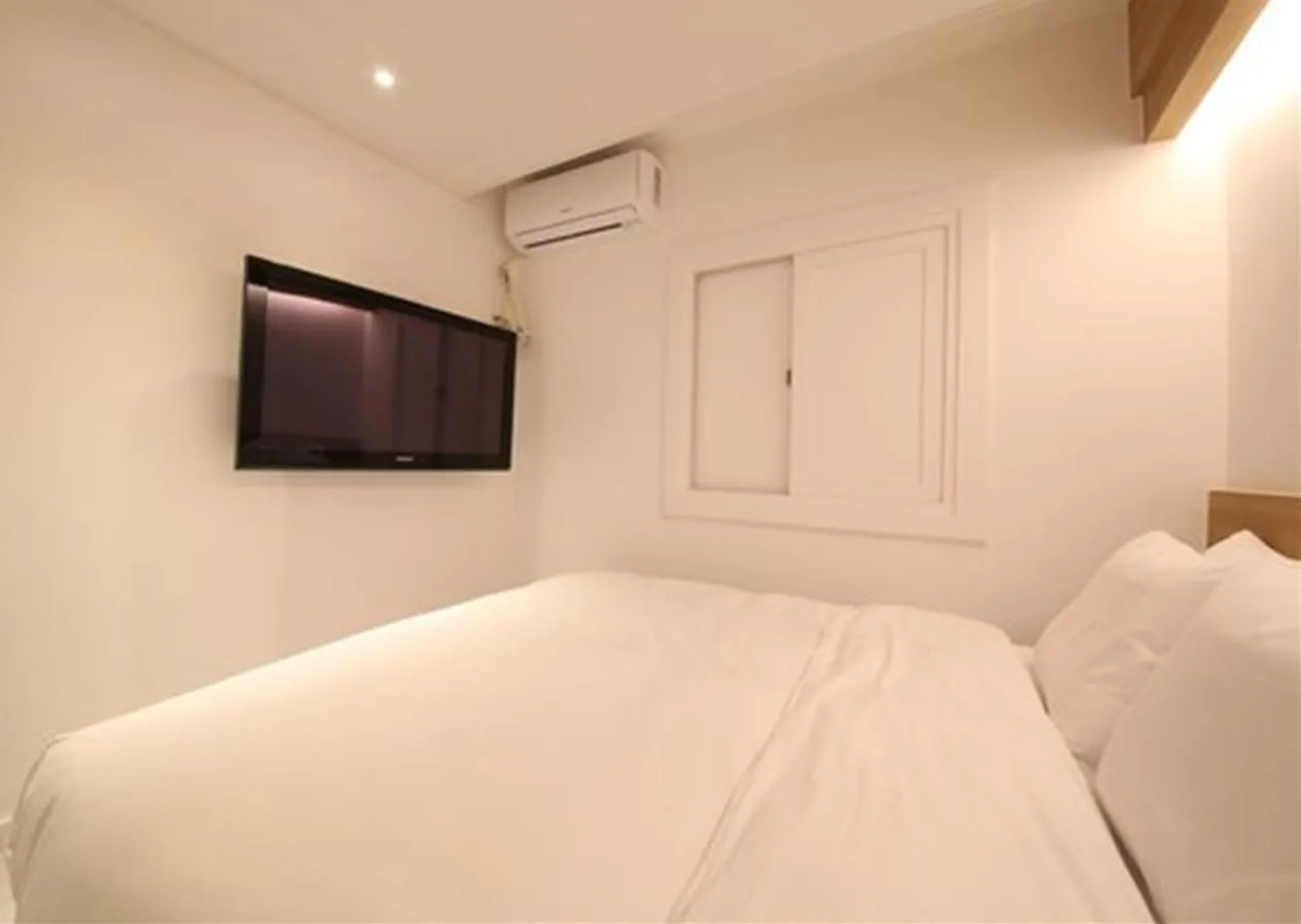Busan Seomyeon Business Hotel J7